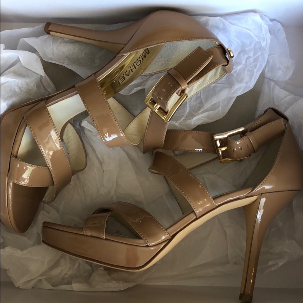 Michael Kors Evie Nude Strappy Heel